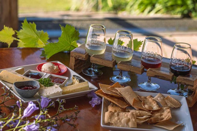 Bago Cheese Platter and Paddle 1 768x512